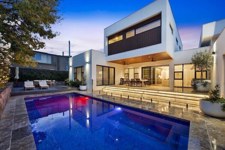 Twilight real estate photography of a Townhouses at dusk